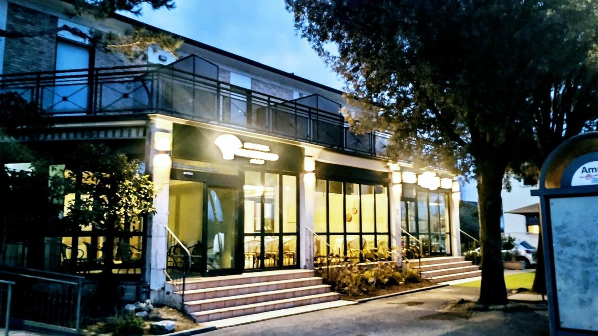 Hotel Classicano Ravenna Kültér fotó
